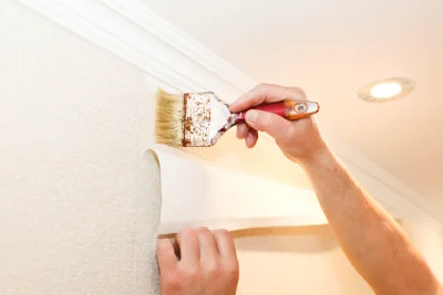 Pose de papier peint au Maisnil — revêtements muraux et toiles de verre